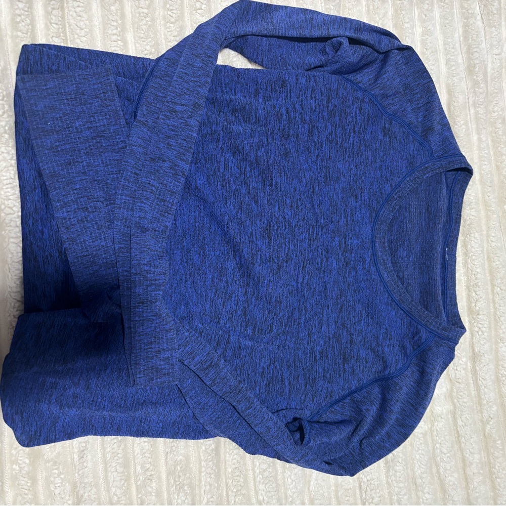 Lululemon Long Sleeve Swiftly Tech- Blue/Size 8